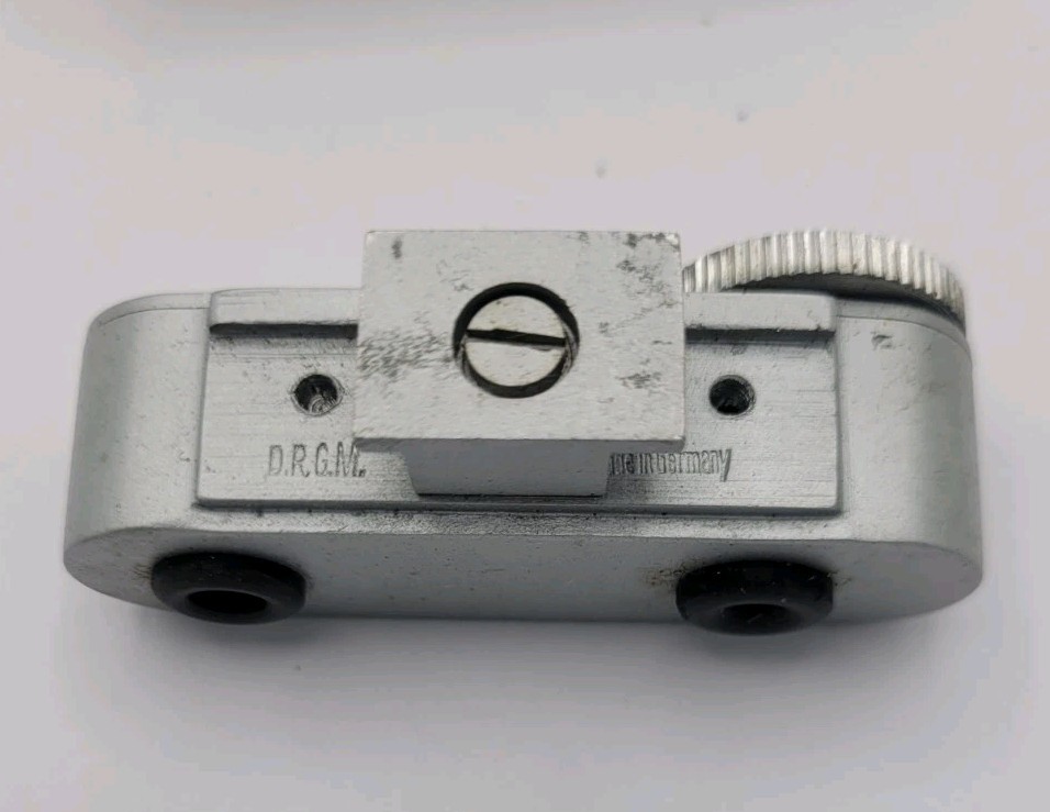 Vintage Widor Universal Range Finder