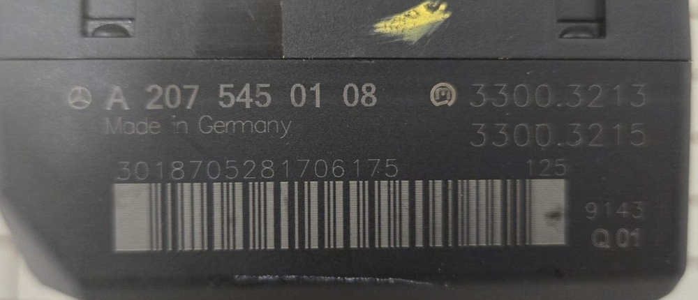 A 207 545 01 08 Mercedes W204 C, E, GLK-Class Ignition Switch Module A2075450108