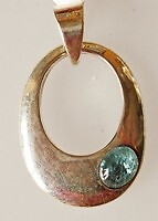 aquamarine pendant