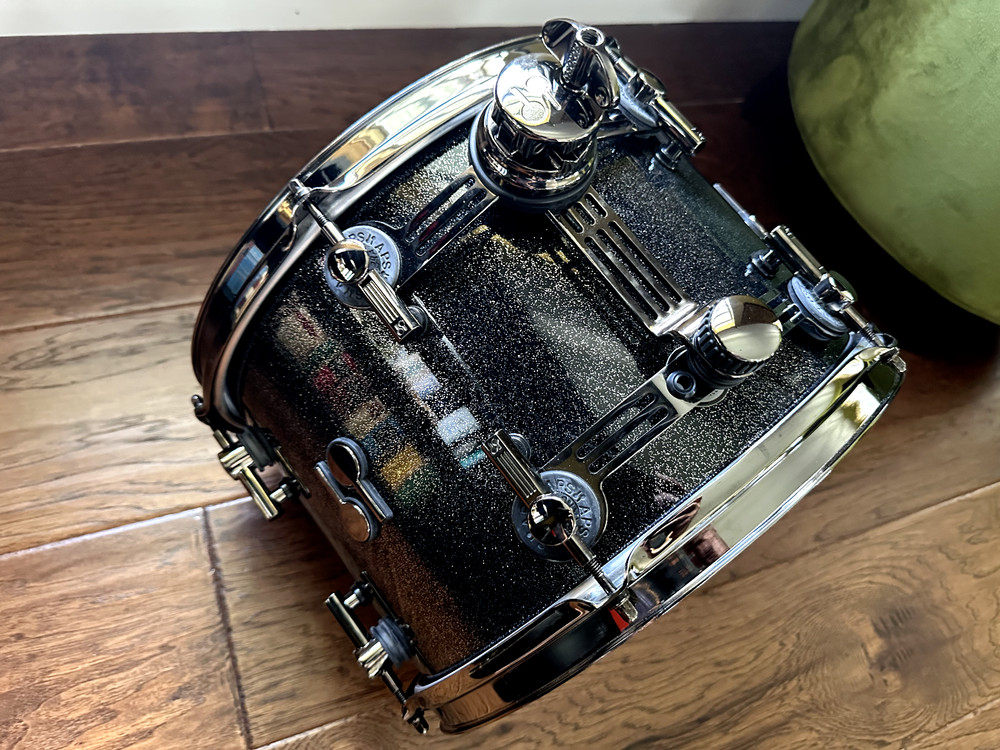 SONOR SQ2 13' X 9" TOM MEDIUM MAPLE BLACK SPARKLE WITH BLACK CHROME HARDWARE