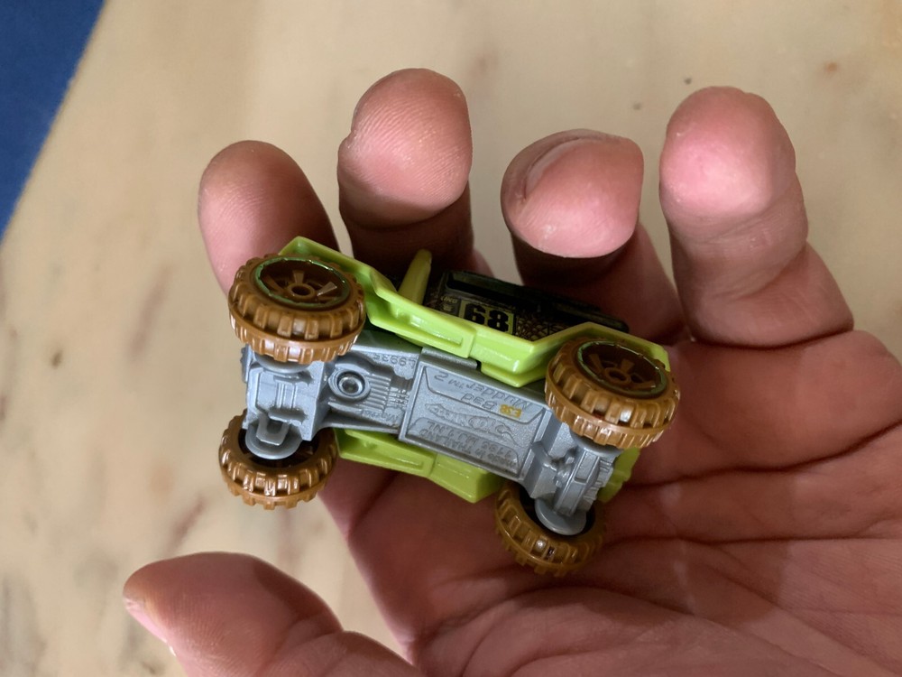 HOT WHEELS BAD MUDDER MATTEL