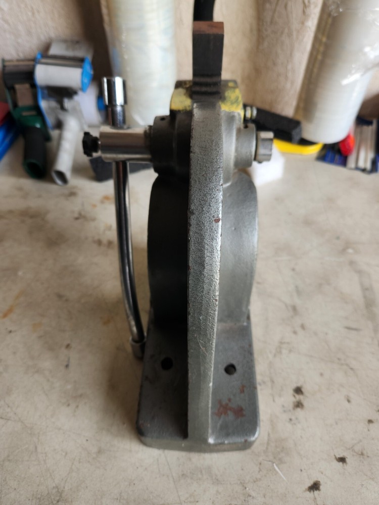 Manual Arbor Press No. 1 (Unbranded)