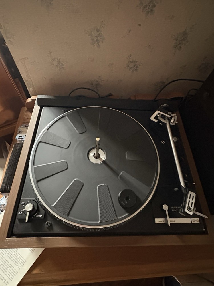 Turnable record player vintage
