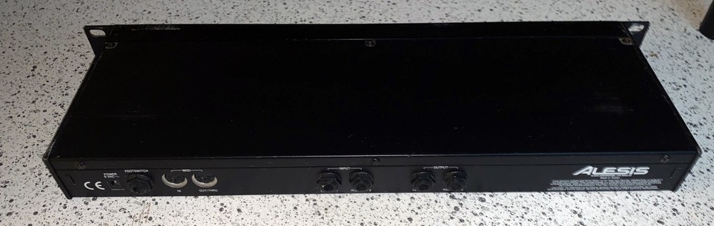 Alesis Midiverb 4 / Dual-Channel Multi-Effects FX Parallel Processor / No Power