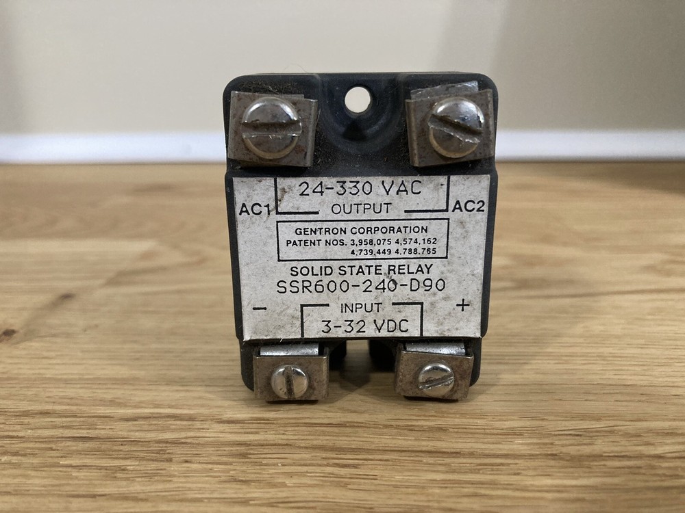 Gentron SSR600240D25 Solid State Relay 3-32VDC Input, 240VAC Output