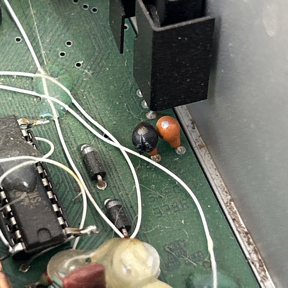 Brownlee Precision Model 440 Instrumentation Amplifier