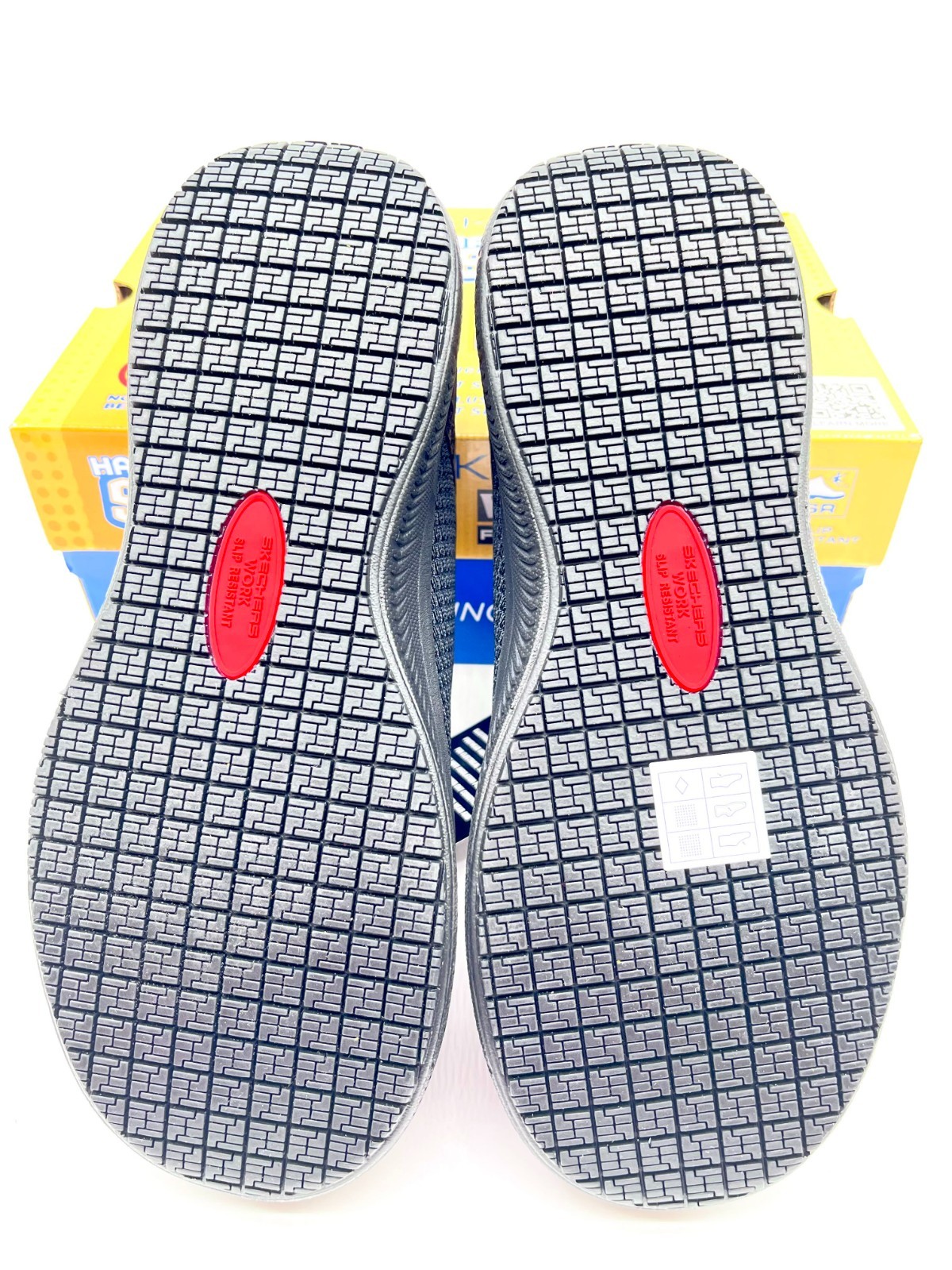 New Skechers Women's Black Slip-Ins Summits SR-Enslee Sneakers Size 8.5