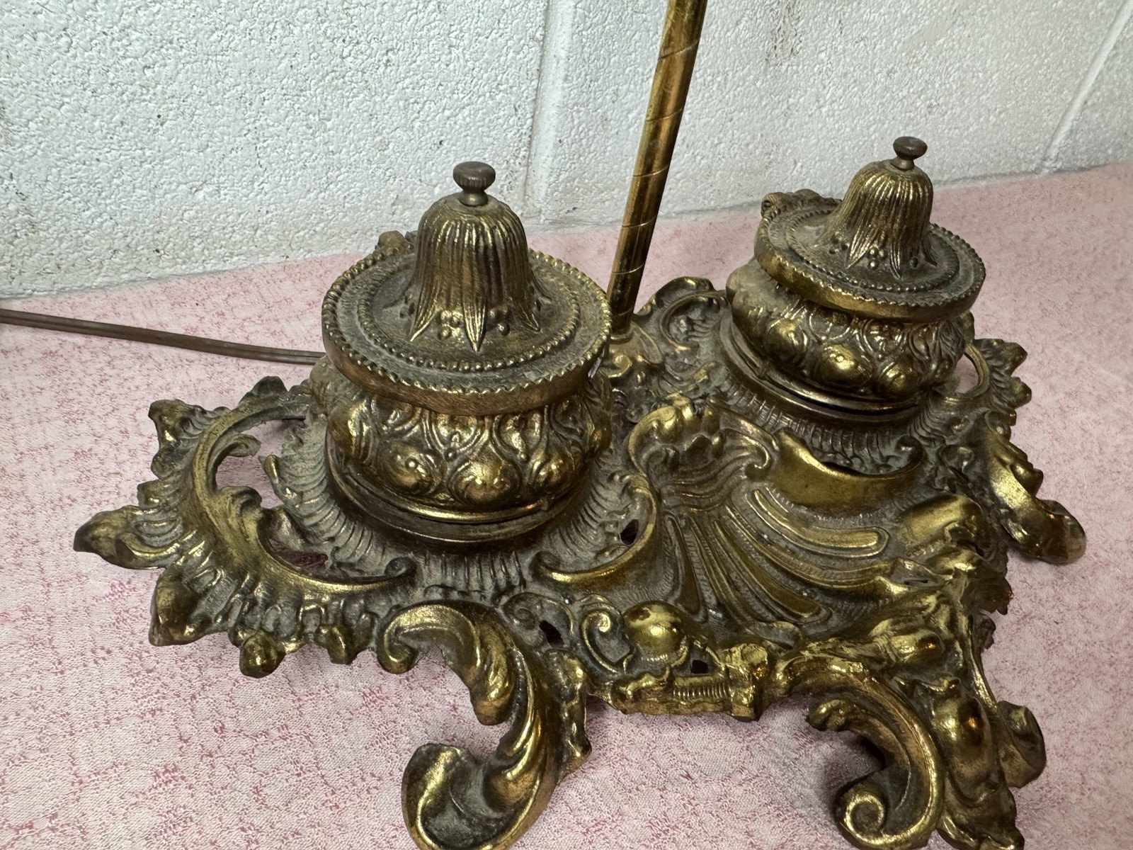 Antique Vintage Desk Light Lamp Double Ink Well Brass Victorian Art Nouveau