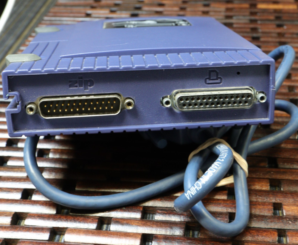 Iomega Zip 100 Z100P2 Drive External With Parallel Cable only