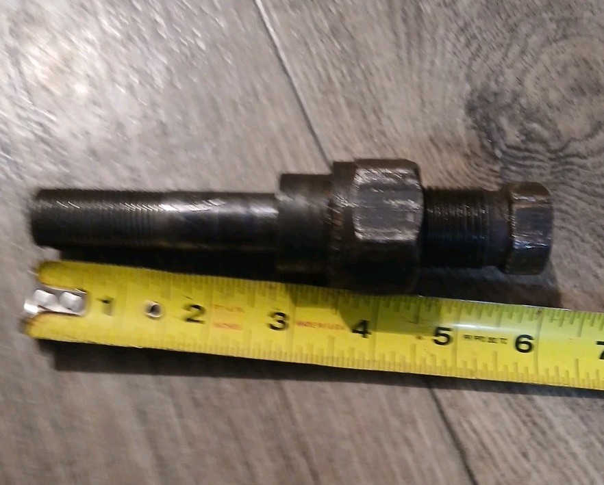 Greenlee Nut Bolt Stud for Knockout Punch