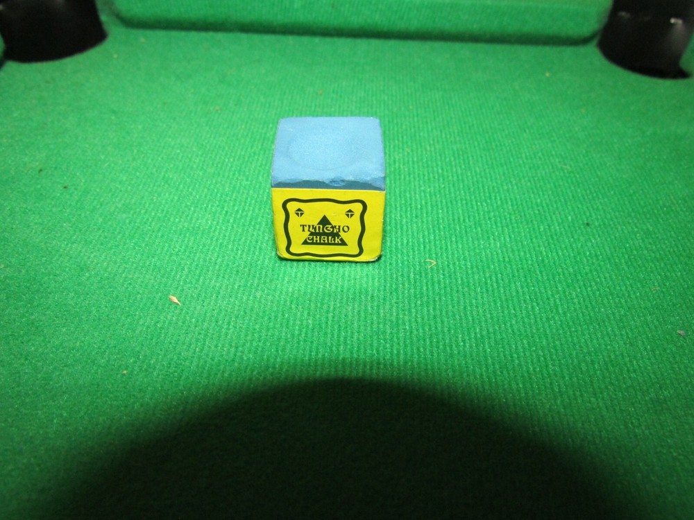MINI BILLIARDS TABLE TOP BOX COMPLETE 2 STICKS BALLS RACK BRUSH CHALK