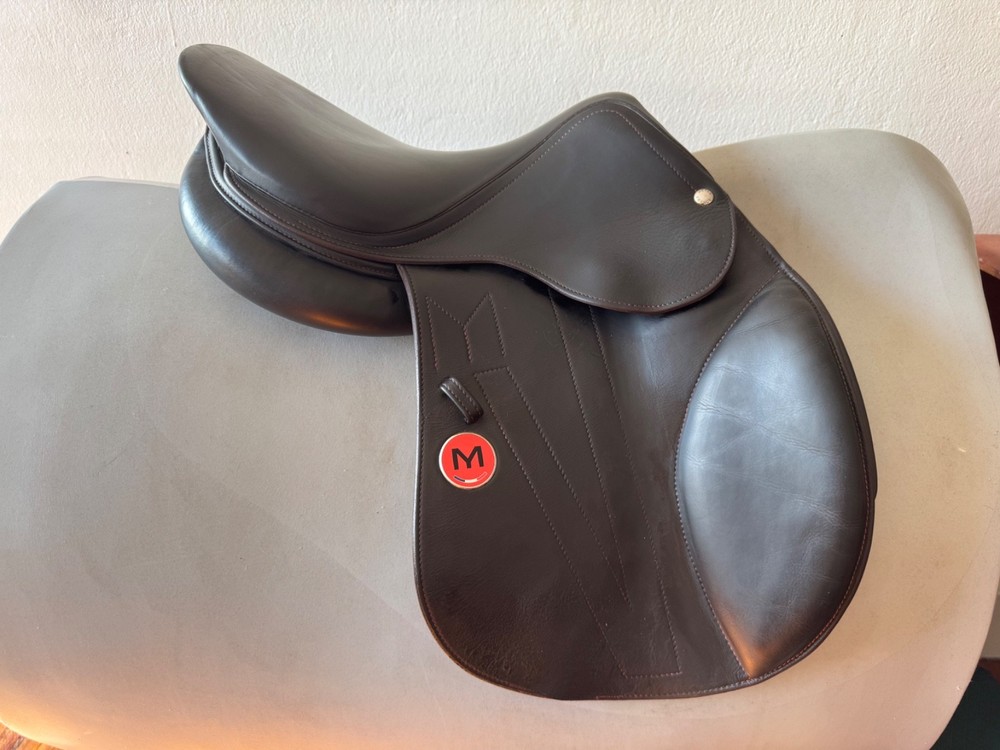 16" Meyer Zephyr Saddle - 2019 - WIDE - Mint!