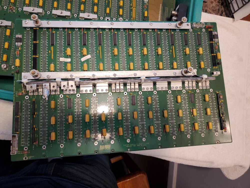 BUSTRONIC 13-slot C-size,  (USED)
