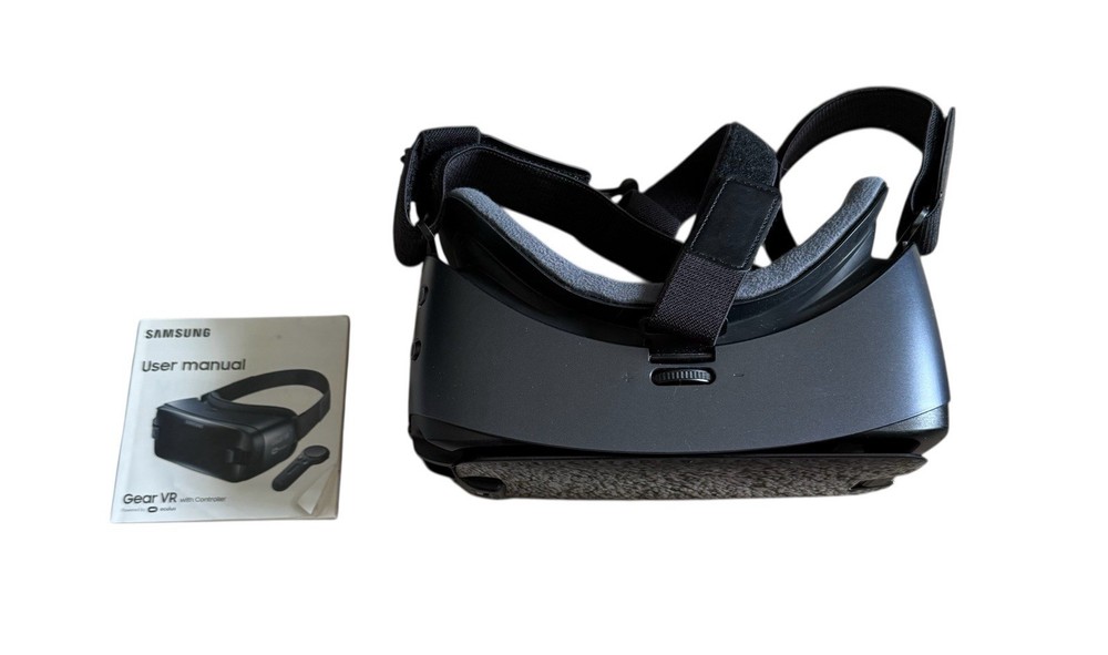 Samsung Galaxy Gear VR Oculus Virtual Reality Headset Only