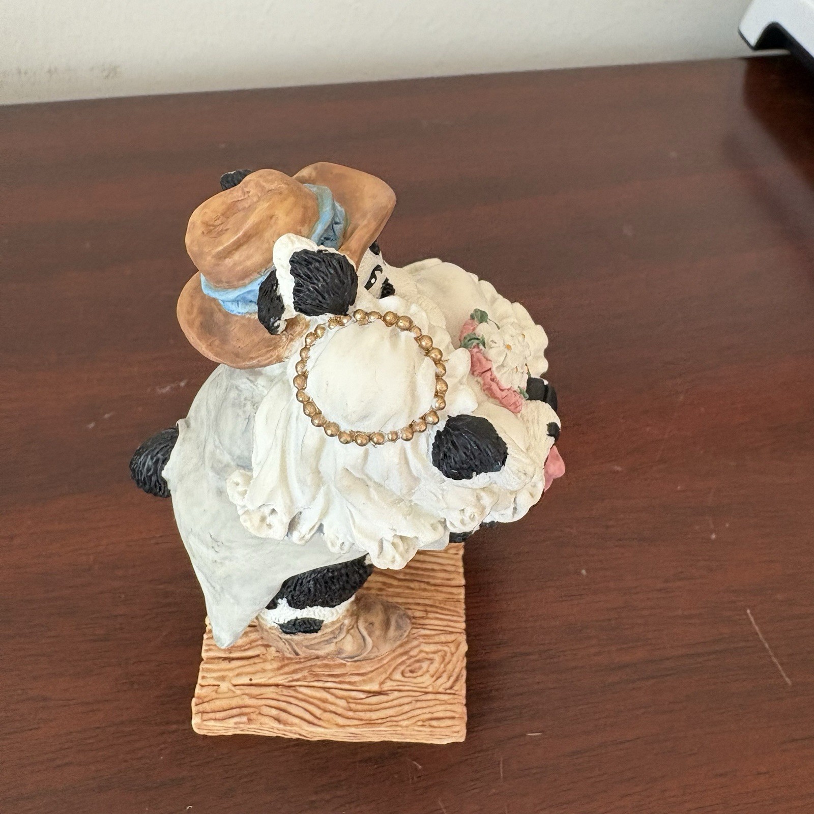 Ganz 1995 Mootrimoony Cowtown Collection Figurine- Cows Marriage