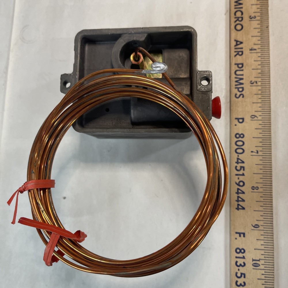 Siebe Env. Control 2252-251 Temperature Transmitter 0-100F 20' Element 3-15PSIG