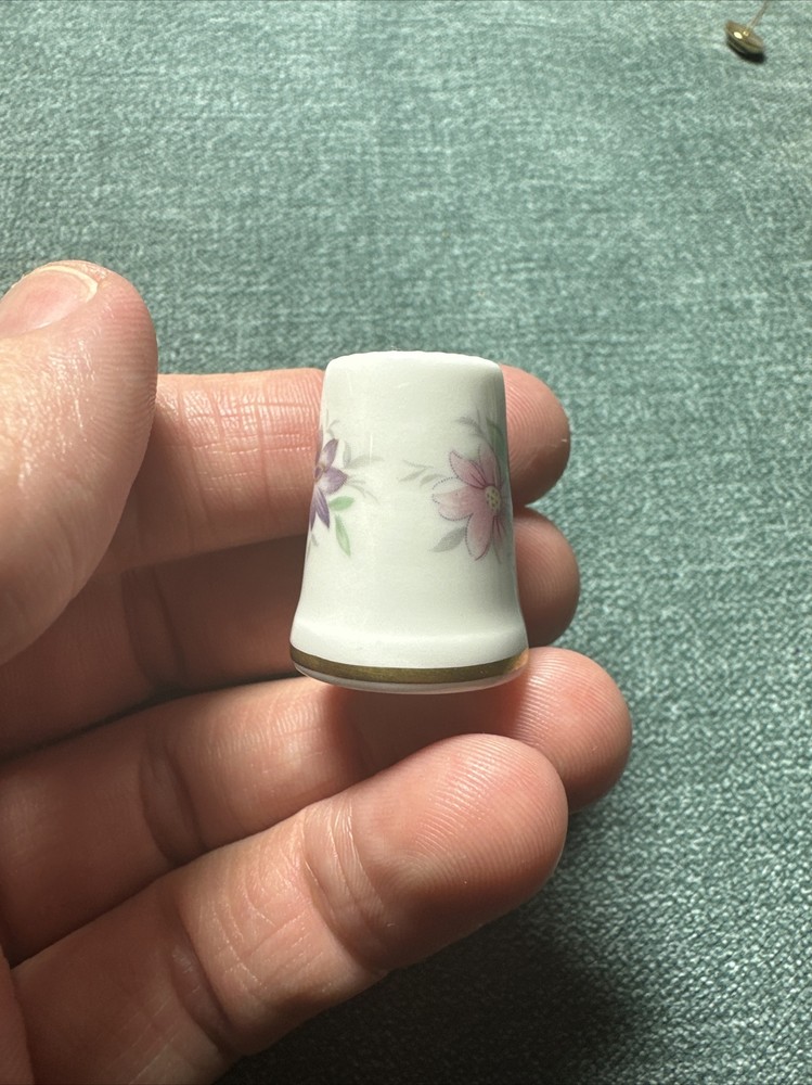 Vintage Bone China Thimble