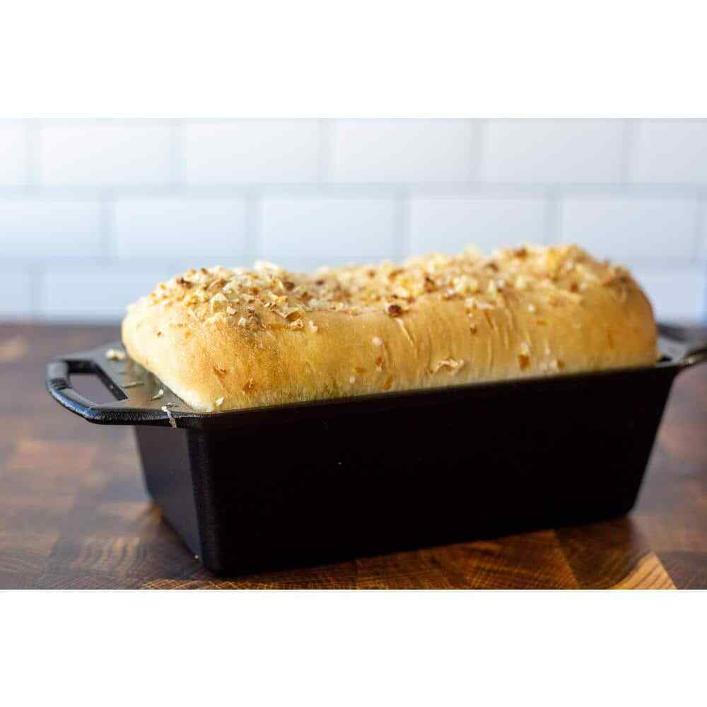 Lodge Cast Iron Bread Loaf Pan Rectangle Bakeware Baking Broiler Durable Black