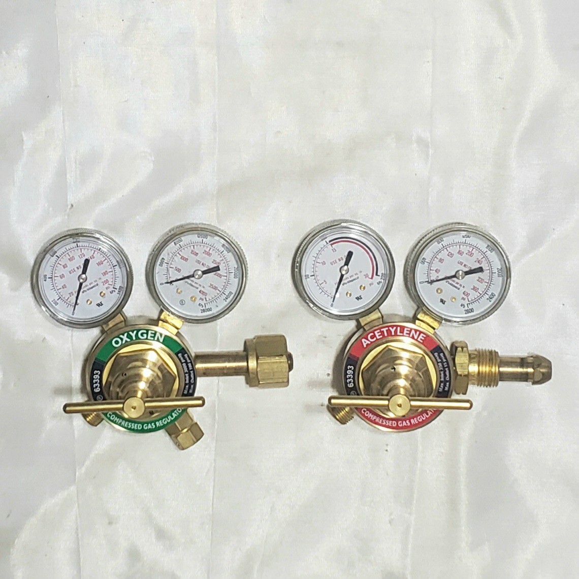 Olsen Victor Style Regulator Set Oxygen Acetylene Medium Duty-New