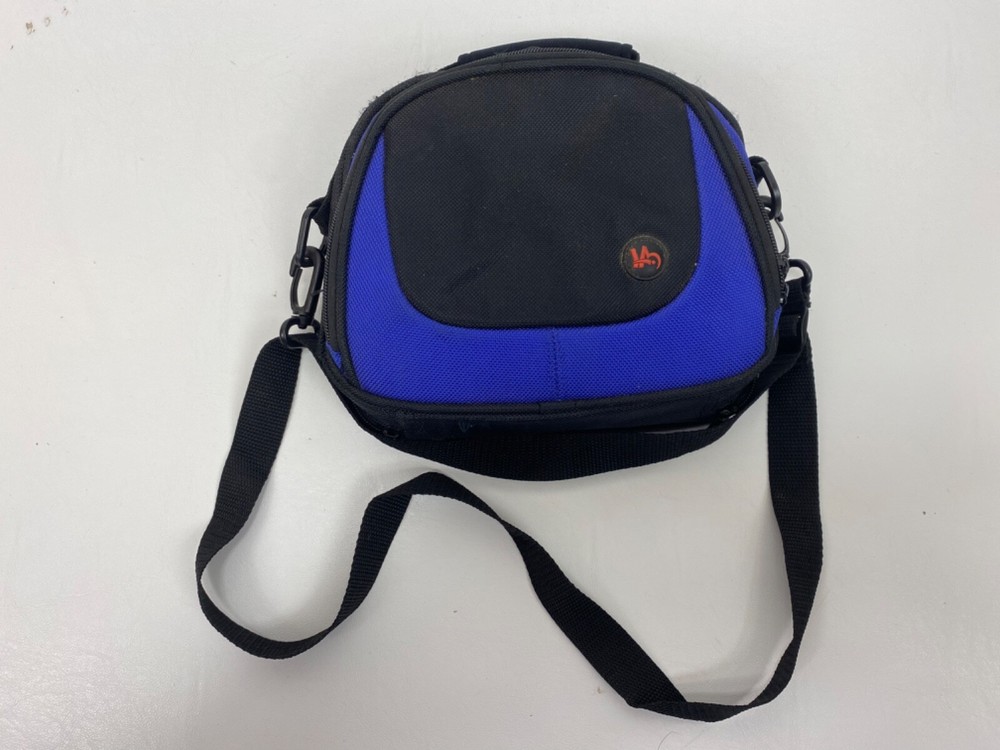 Handheld gaming molded carrying case