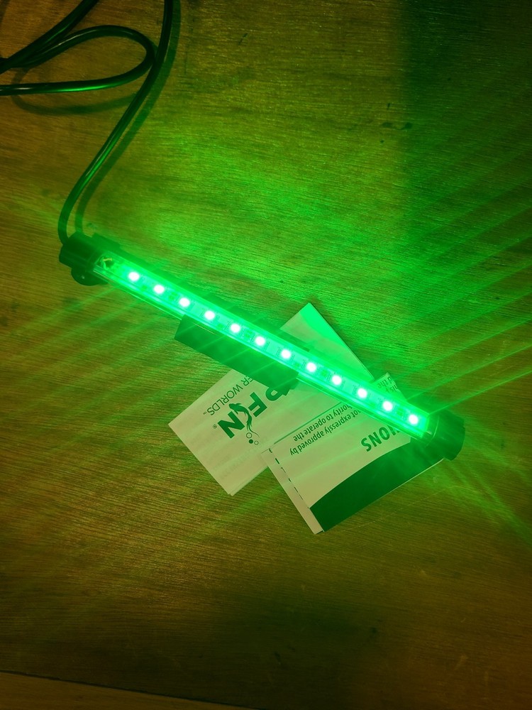 Top Fin Color Changing LED Light Bar