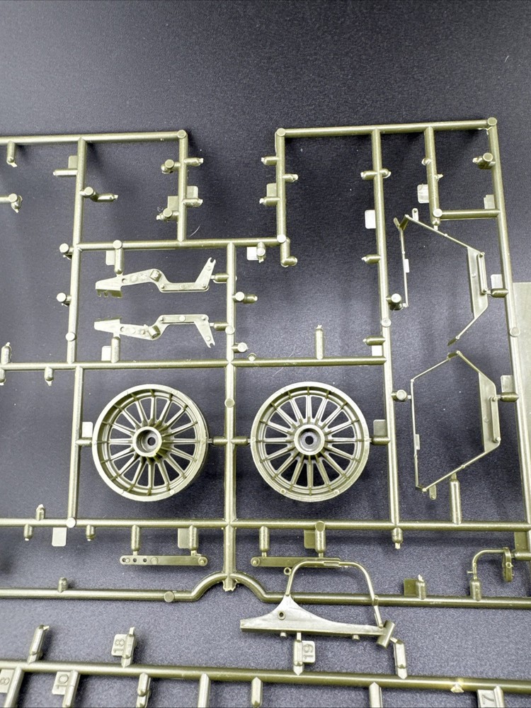 WW2 Model Motorcycle Parts 📦