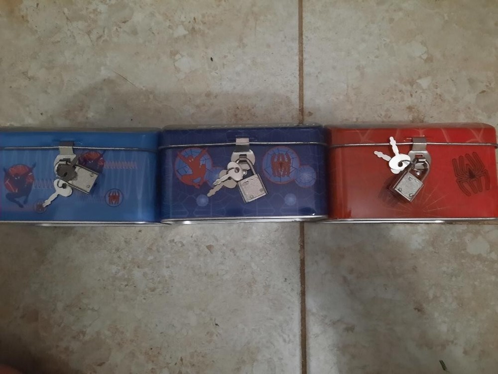 Spiderman Tin with Lock-Price Reduced!!!