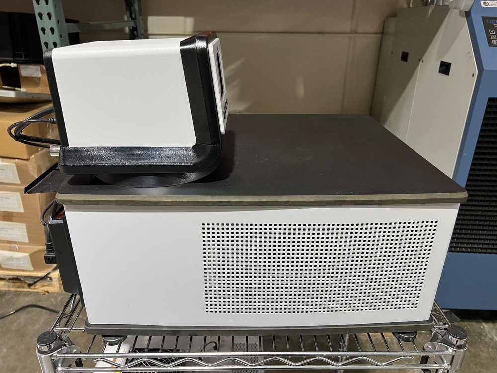 Brookfield TC-550SD Refrigerated Circulating Water Bath with Digital Controller