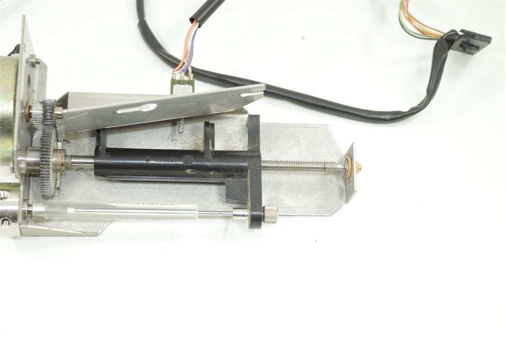 Waters Alliance 2695 Separations Module HPLC System 23BB-H253-07P