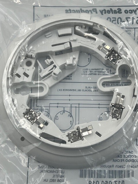 Tyco 517-050-019 5B 5" Universal Detector Base New in Sealed Bag