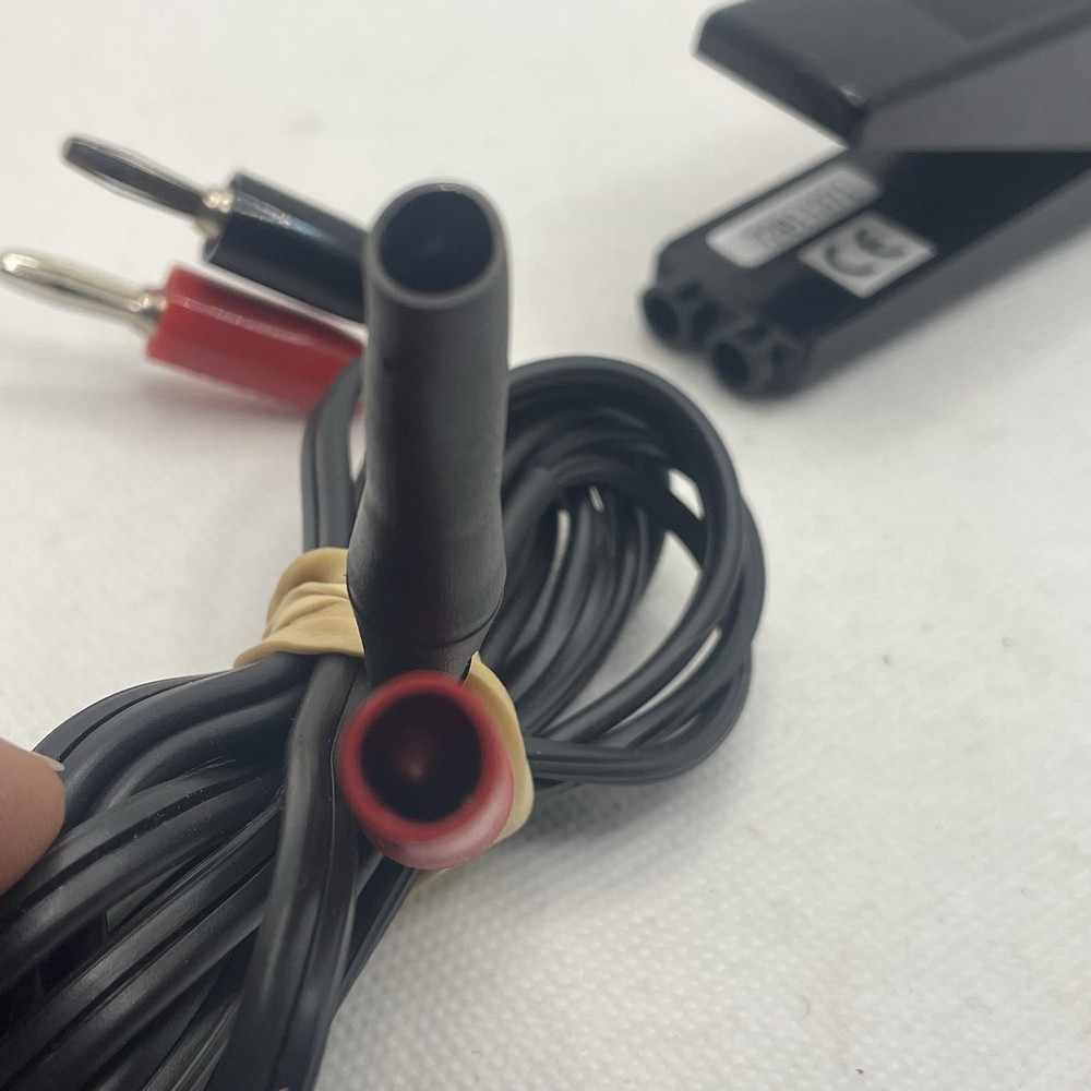 Fluke Y8101A AC Current Transformer w/ Case & Instruction Sheet