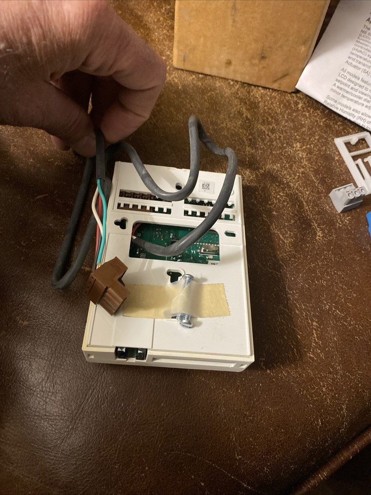 Johnson Controls NS-BTB7002-0 Network Zone Sensor Room Temperature
