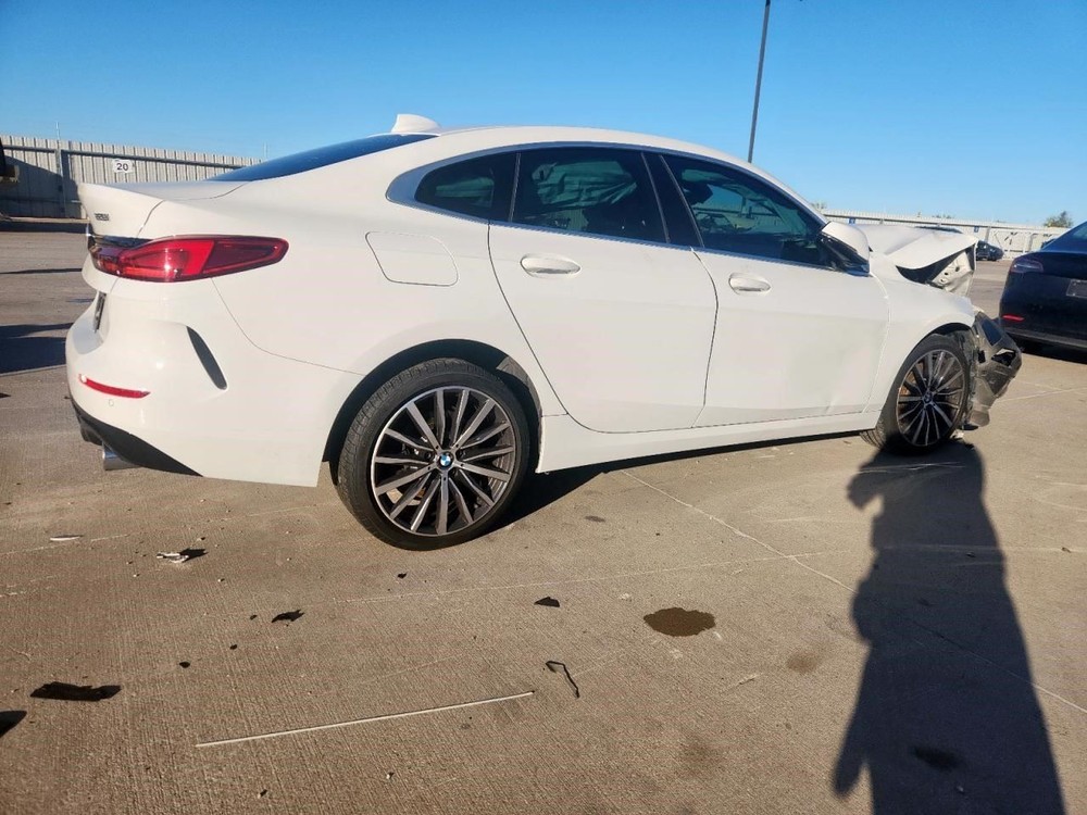 Camera/Projector Camera Front Windshield Mounted Fits 20-22 BMW M760i 363466