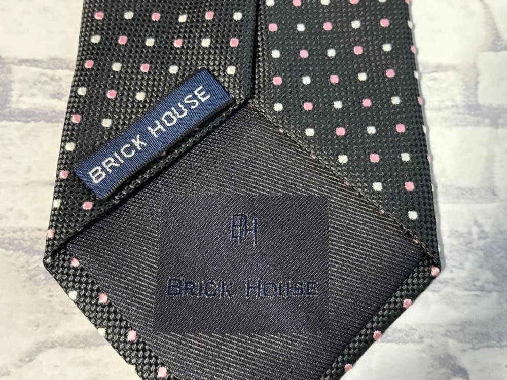 BRICK HOUSE 100% Silk Dot Pattern tie Good Gray Polka Dots