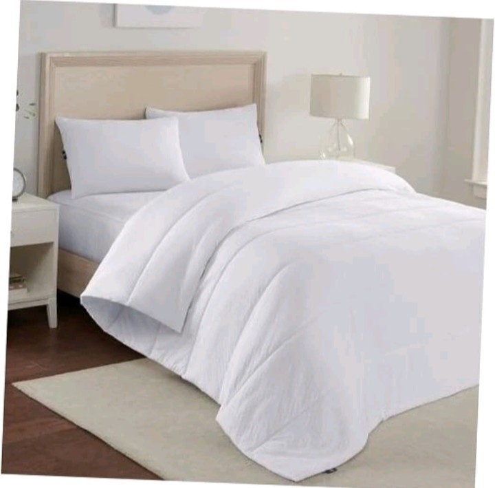 Power Chill Soft Cooling Down Alternative Comforter, Full/Queen White