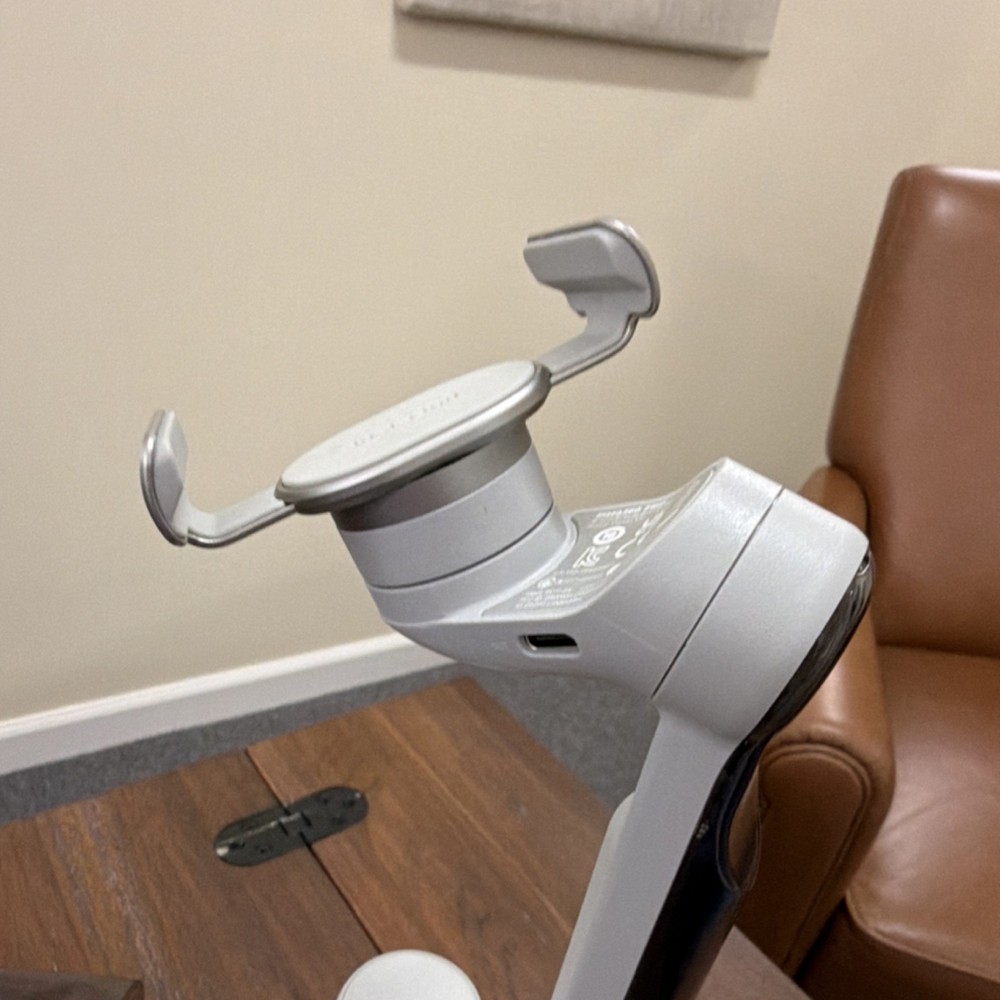 Insta360 Flow Motorized Foldable Smartphone Gimbal Stabilizer