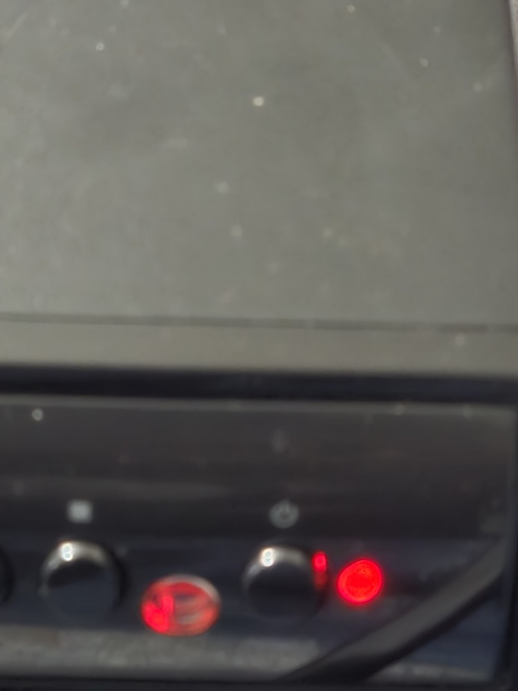 GPX D200B Progressive Scan DVD Player