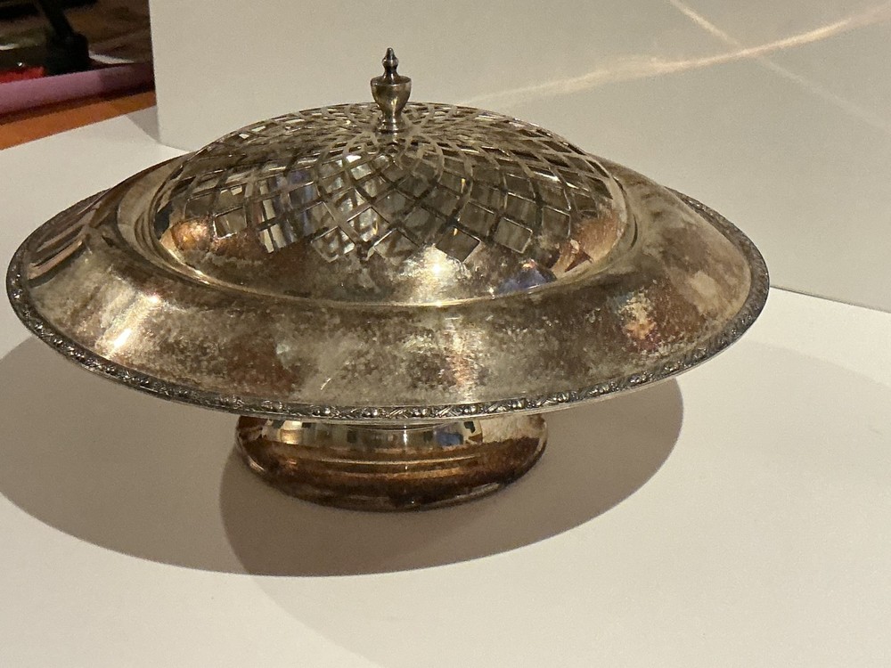 Silver Plated Fernery/Fruit Bowl Wm Rodgers