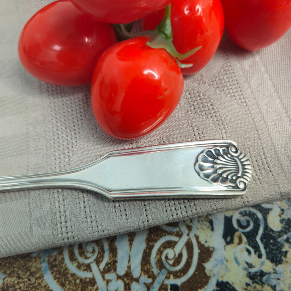 Frank Smith Fiddle Shell Auden Cold Meat Fork 7 ½" Cutlery Silverware