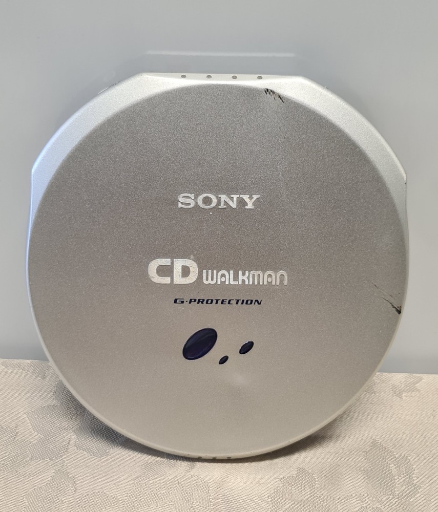 SONY Walkman D-EJ915 CD Player & Battery Case
