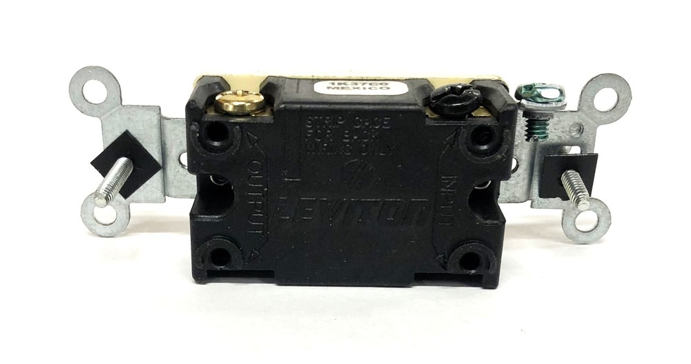 Leviton Red 3A 24V AC/DC Toggle Switch 1080-R NOS