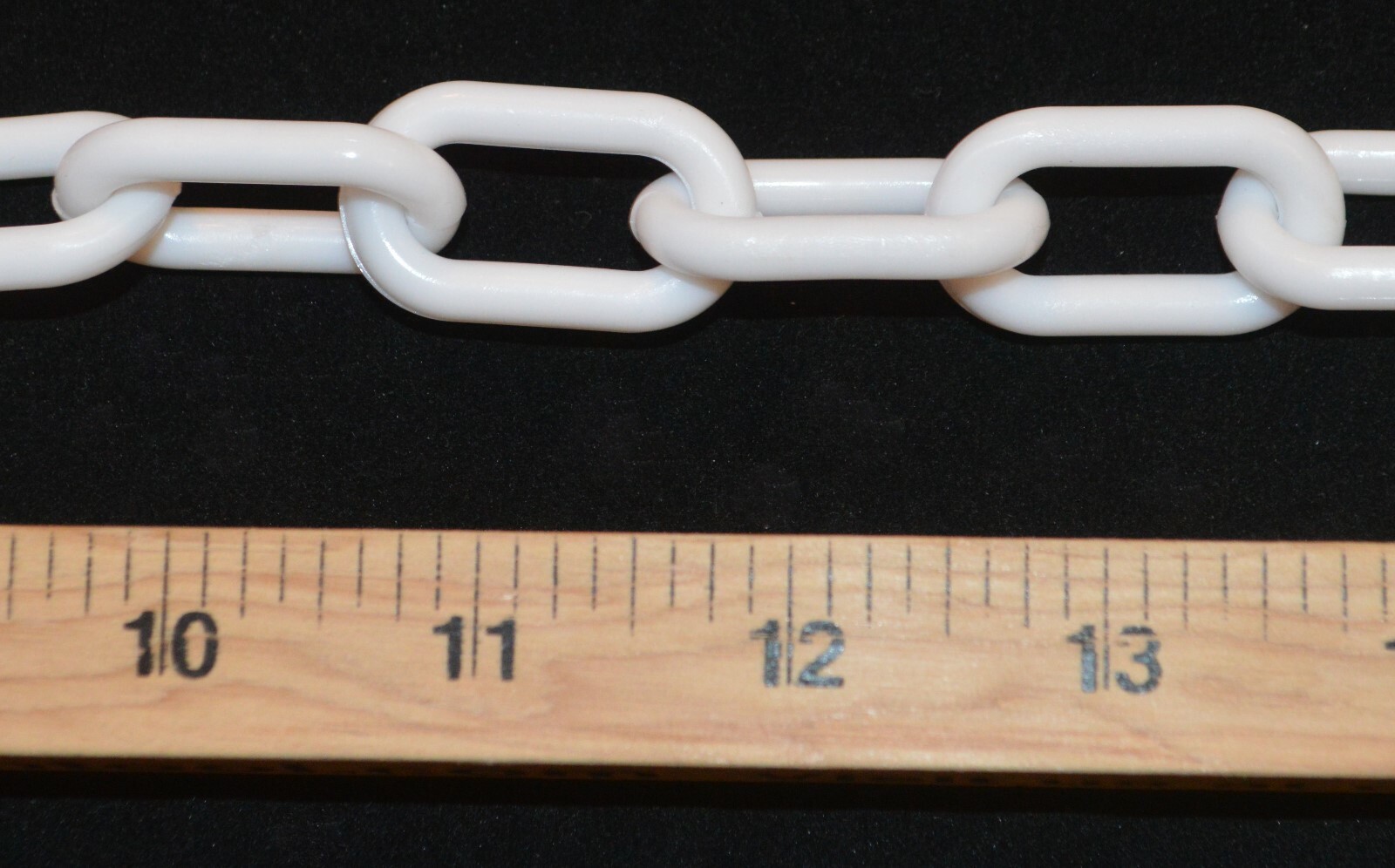 PLASTIC CHAIN GOAT ANIMAL COLLARS 1 1/2" X 3/4" LINKS 20" LONG