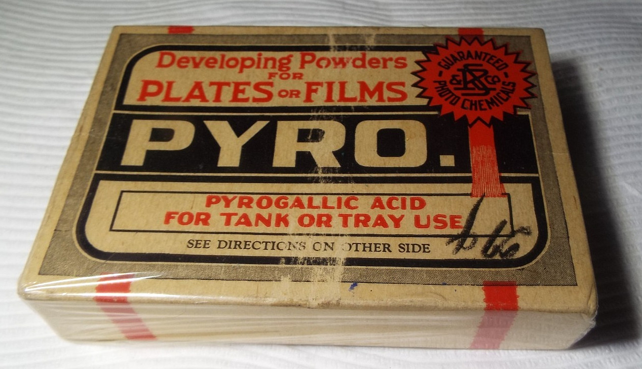 VERY RARE ANTIQUE 1920'S-30'S PYRO. DEVELOPING POWDERS FOR PLATES OR FILM READ!!