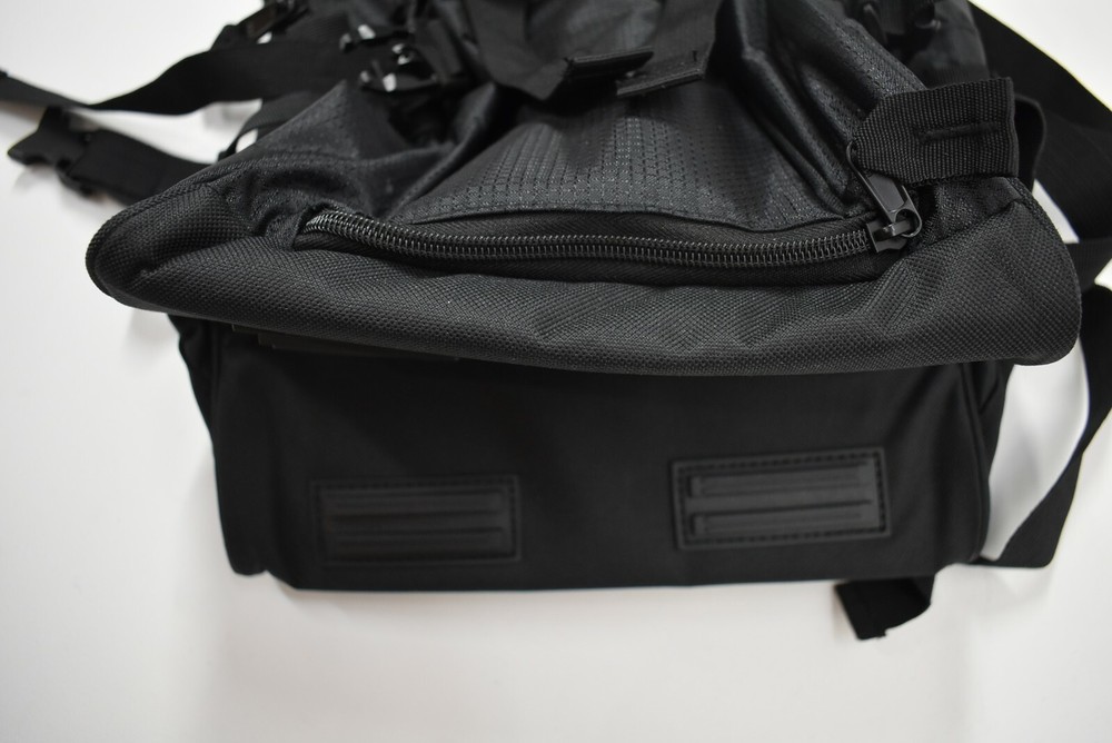 Black Unisex Utility Backpack Outer & Inner Pockets Durable Adjustable Straps