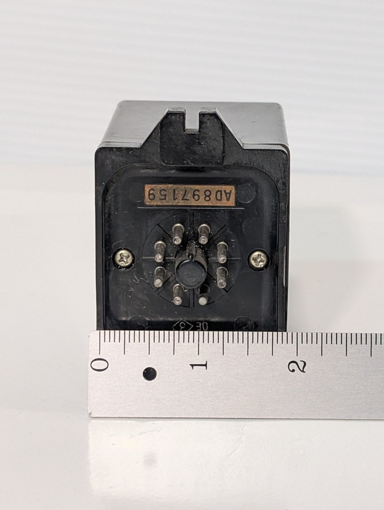 Omron Type STP-100VAC Subminy Timer 0-10 Minutes