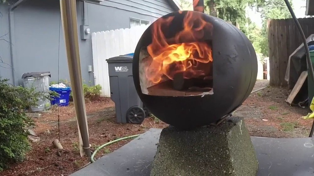 Propane tank forge. Blacksmithing, knife making, farrier, metalsmithing, smelt