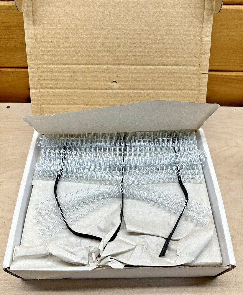 5/16" diameter 3:1" pitch White Wire-O Bindings 32 Loop 100 Quantity - OPEN BOX