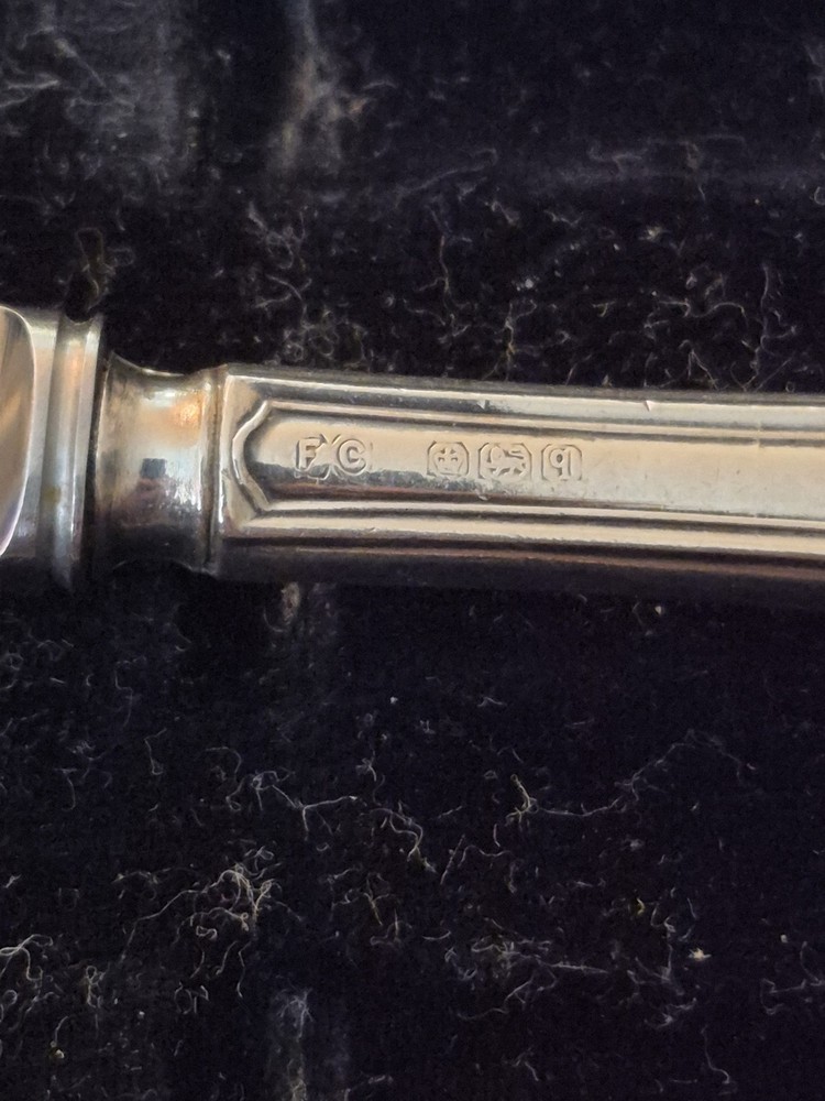 1933 Waring & Gillow Cased 6 Solid Silver Knives 126.9g