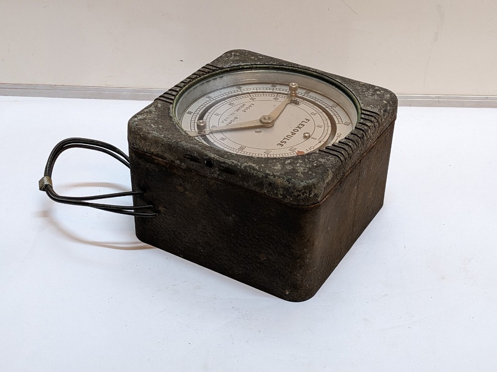 Vintage EAGLE SIGNAL Flexopulls Cold War Era Industrial Countdown Timer (USED).