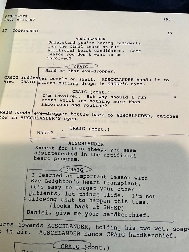 Original *actor’s signed script* ST. ELSEWHERE - 1987 William Daniels
